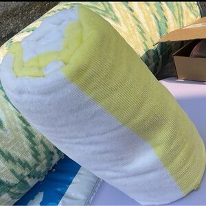 Beach Towels Bundle Deal 3 Pink 1 Yellow $15